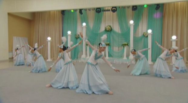 «Ренессанс» би мектебі оқушыларының  «Би билейміз дөңгелеп...» атты  кешін ұсынамыз