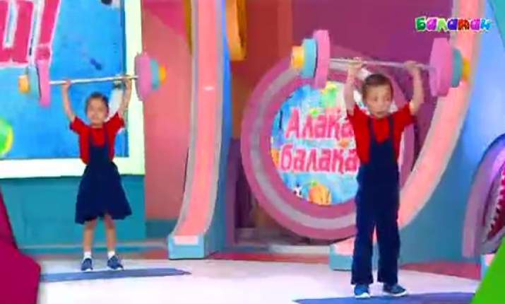 Бүгін 07:05-те таңғы сергіту жаттығуларын «Алақай, балақаймен!» бірге жасайық (ВИДЕО) 