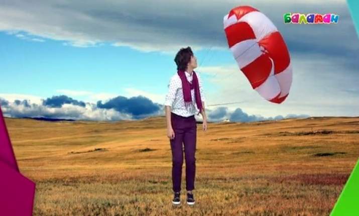  Бүгін 16:00-де парашют туралы қызықты мәліметтер «Бірге-бір» бағдарламасында (ВИДЕО)